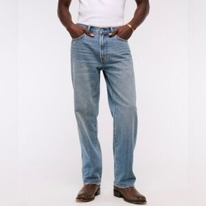 NWT Abercrombie Men’s Authentic Rigid Denim Relaxed Straight Jeans Medium Wash